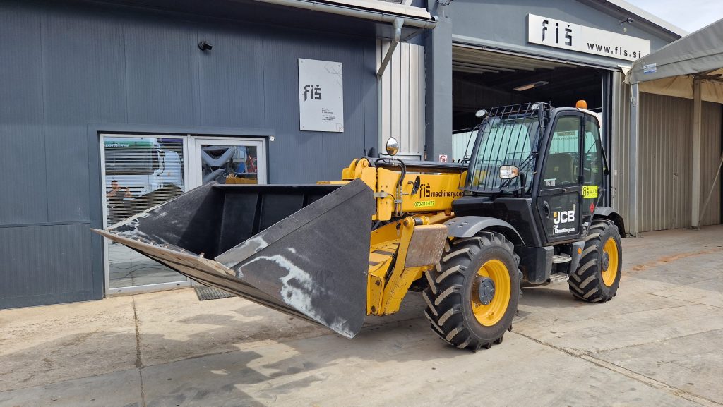 teleskopski viličar JCB 535-125 žlica